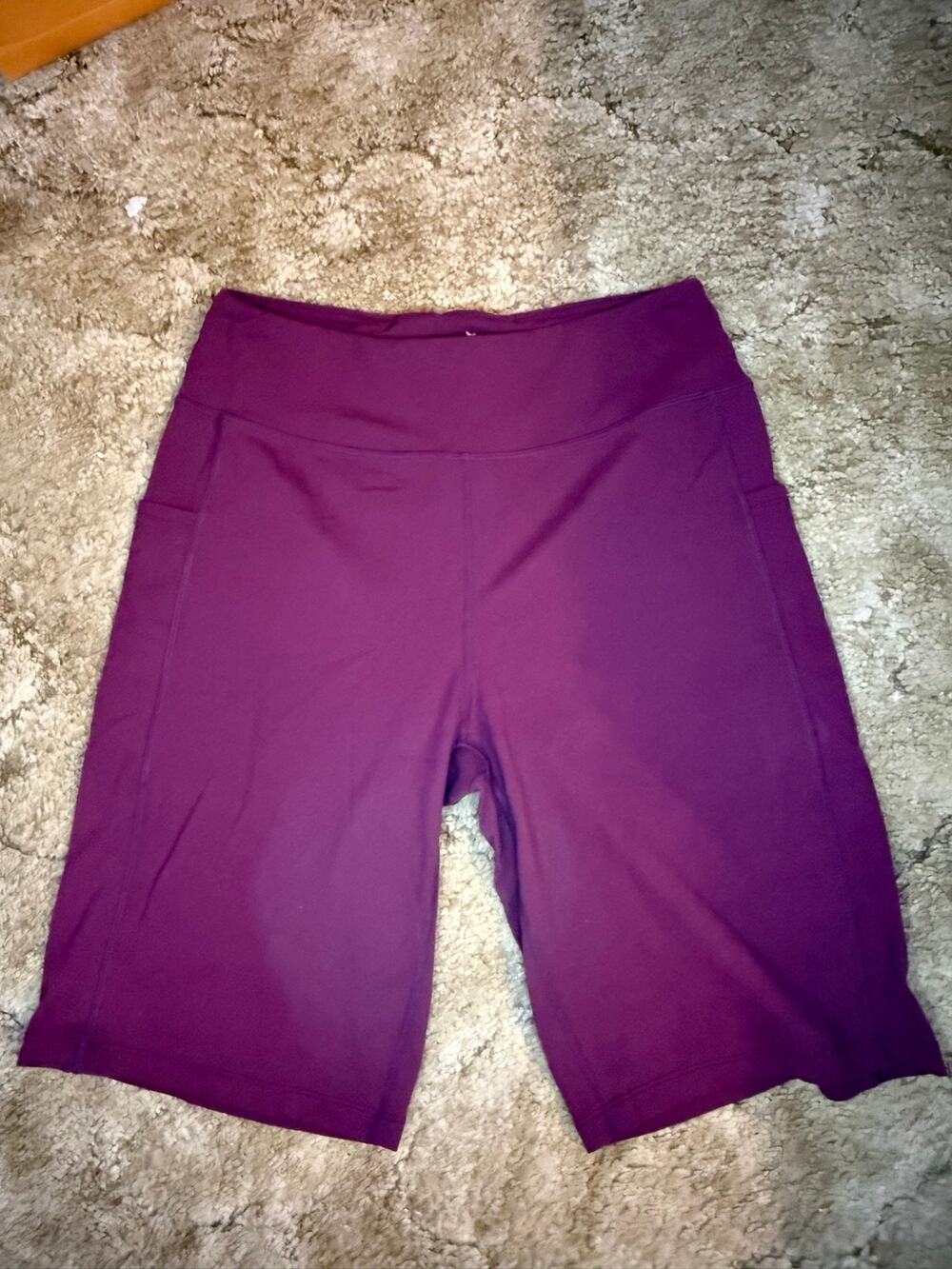 BALEAF Women’s Bike Shorts Side Pockets Plum Burgundy Size Medium